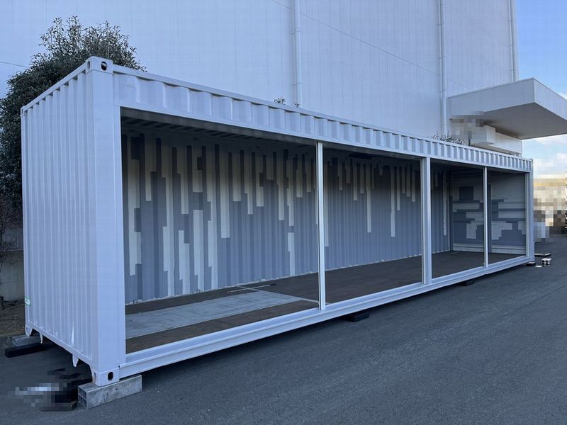 シャッター付き40フィート中古コンテナ